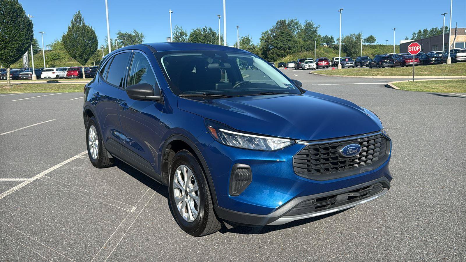 Used 2023 Ford Escape Active AWD/4WD video 1