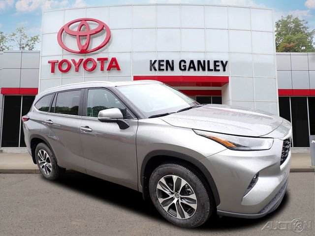 New 2026 Toyota Highlander XLE