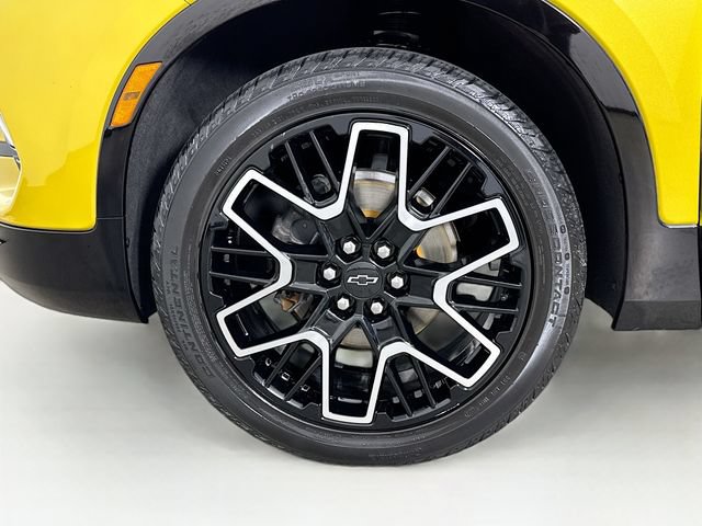 Used 2023 Chevrolet Blazer RS w/ Driver Confidence II Package FWD image 33