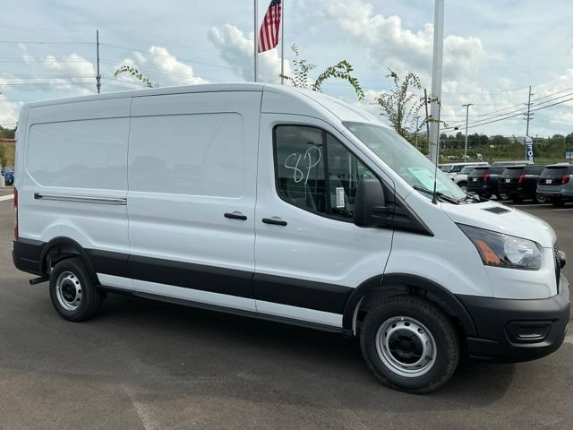 New 2026 Ford Transit 250 148 Medium Roof RWD image 9