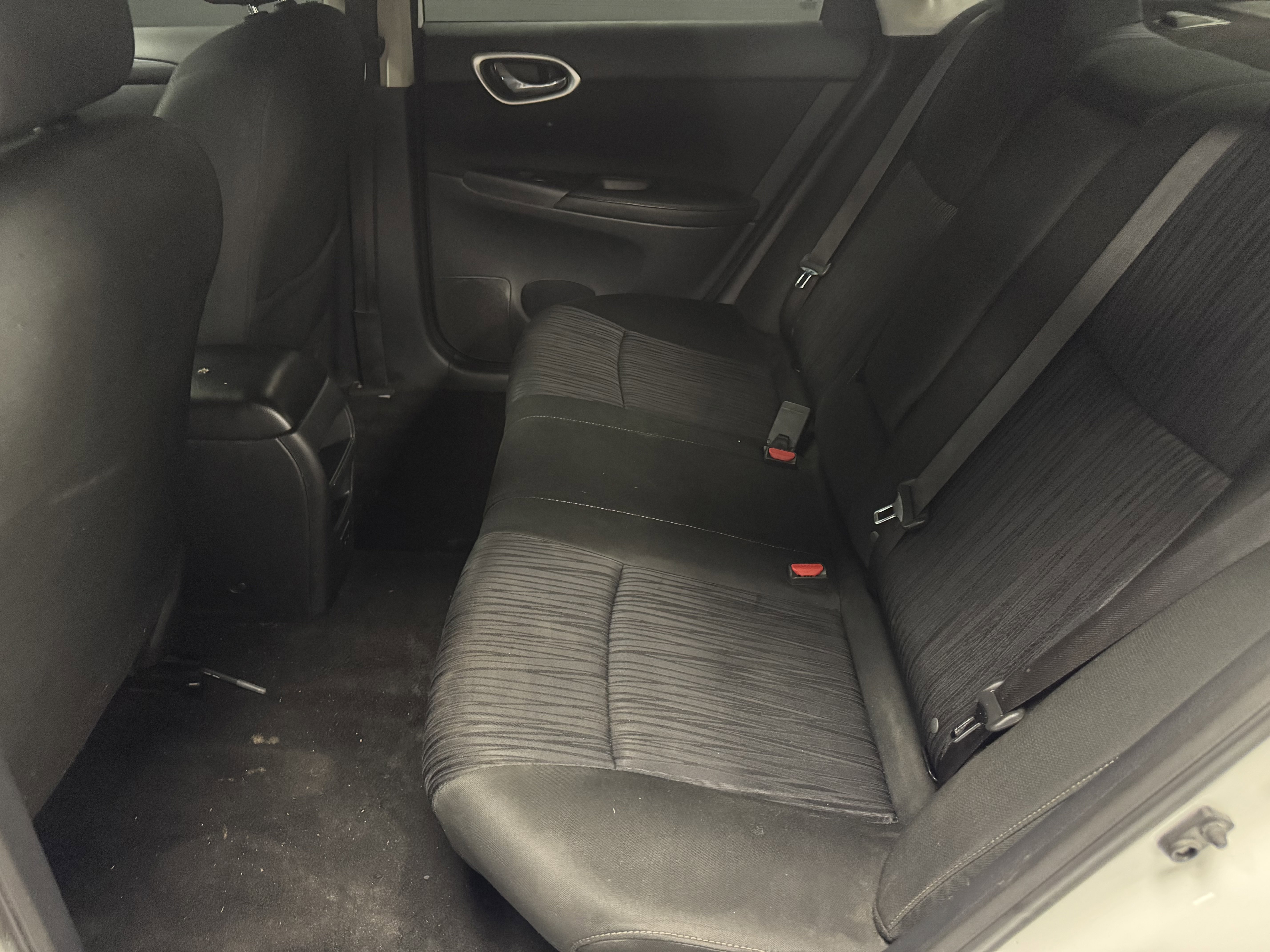Used 2019 Nissan Sentra SV FWD image 13