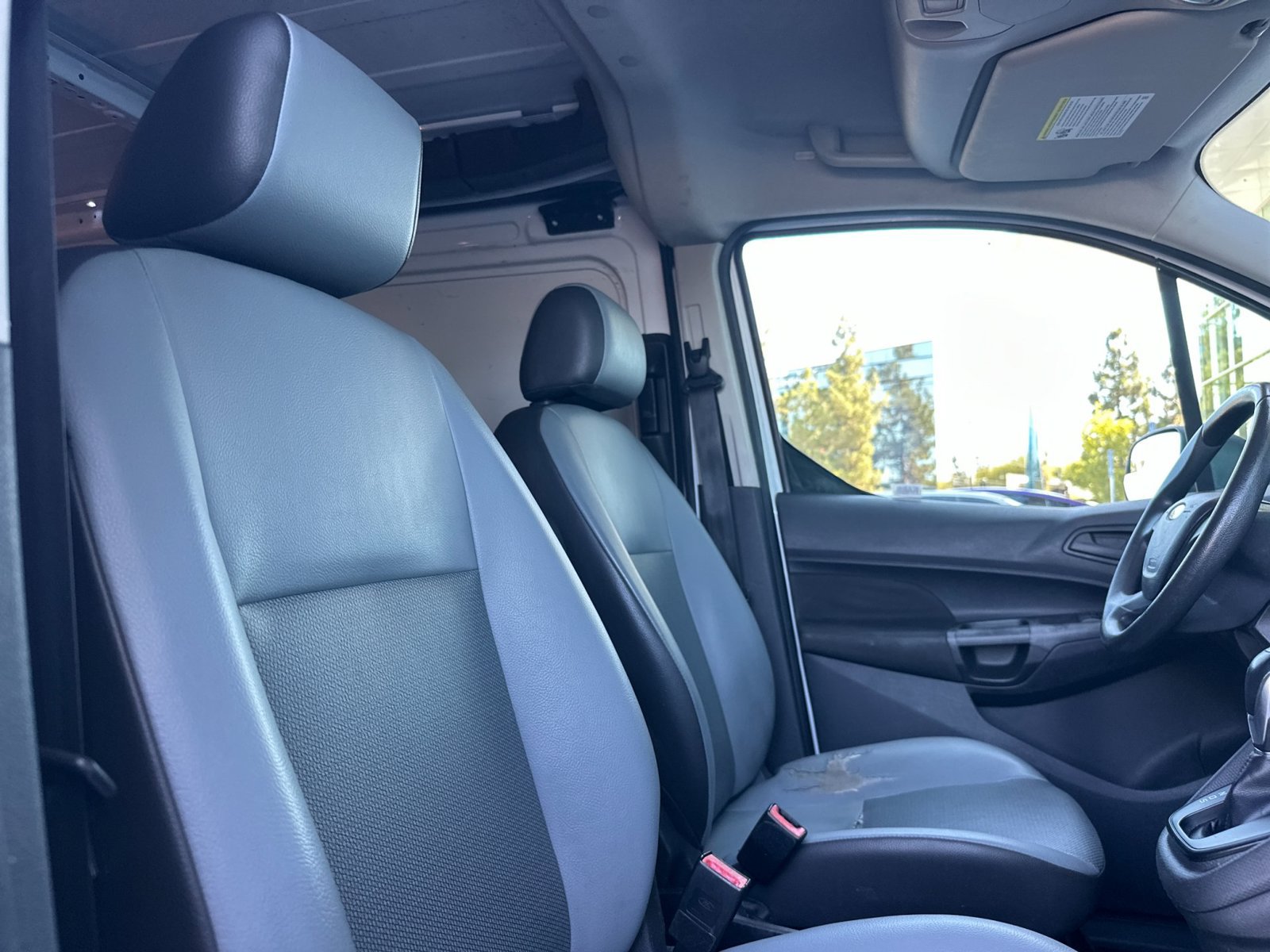 Used 2015 Ford Transit Connect XL FWD image 19