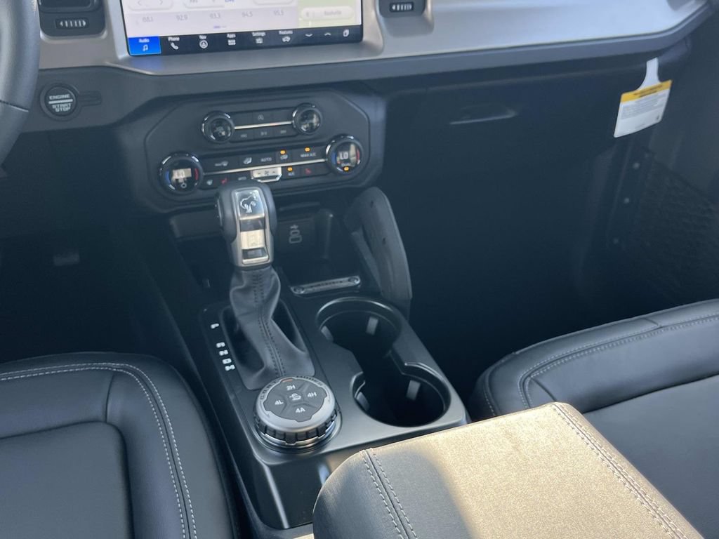 New 2026 Ford Bronco Outer Banks w/ Sasquatch Package AWD/4WD image 17