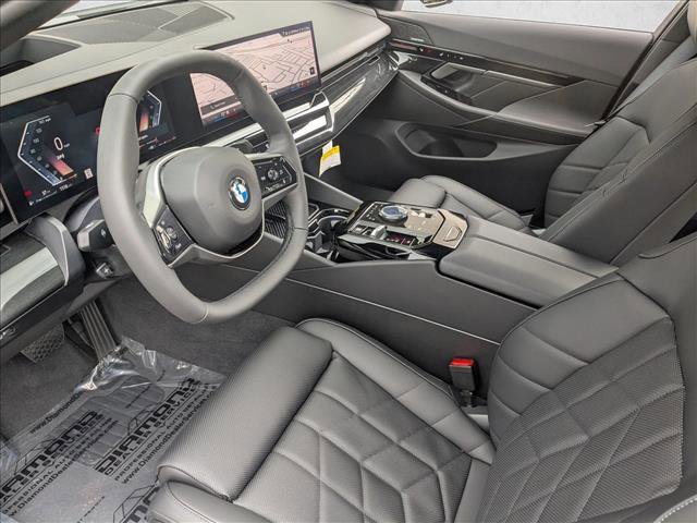 Used 2026 BMW 530i xDrive image 3