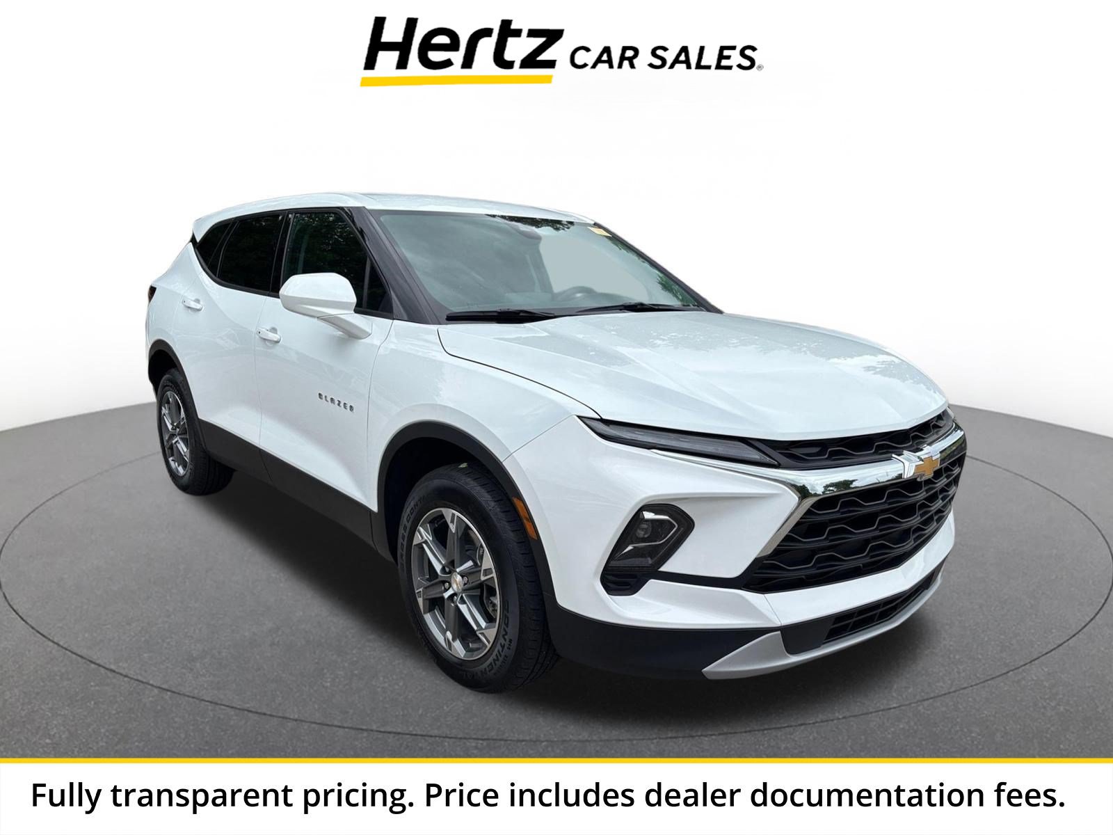 Used 2026 Chevrolet Blazer LT FWD image 1