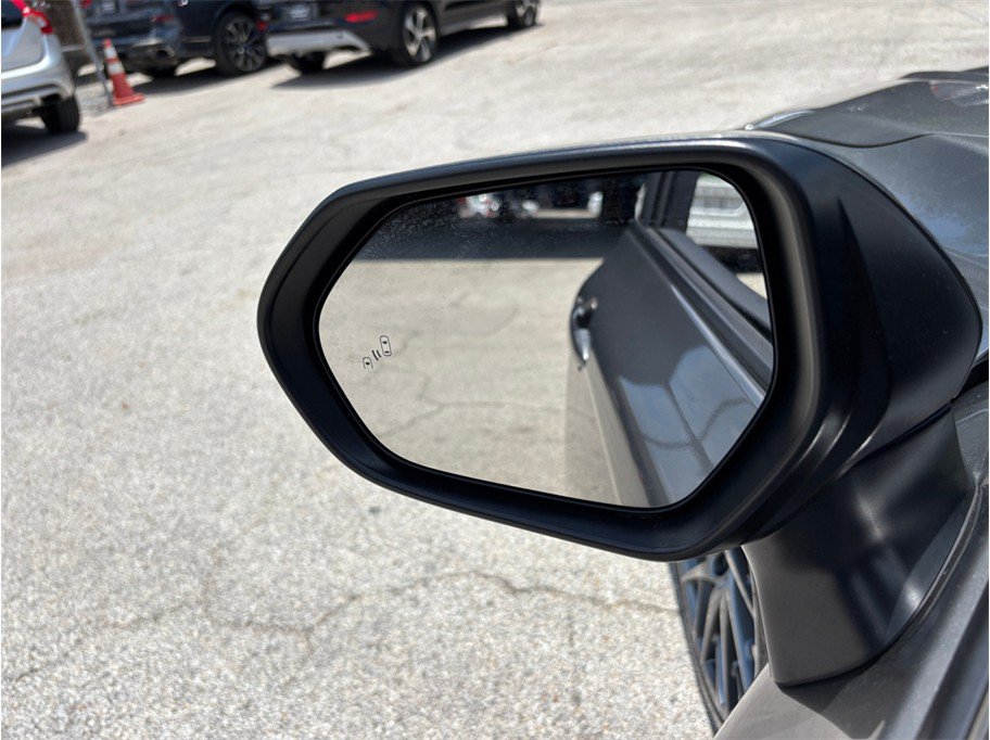 Used 2025 Toyota Camry SE FWD image 17