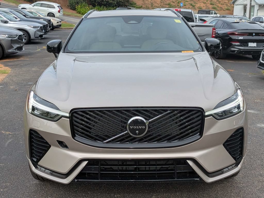 Certified 2026 Volvo XC60 B5 Plus w/ Protection Package Premier AWD/4WD image 9