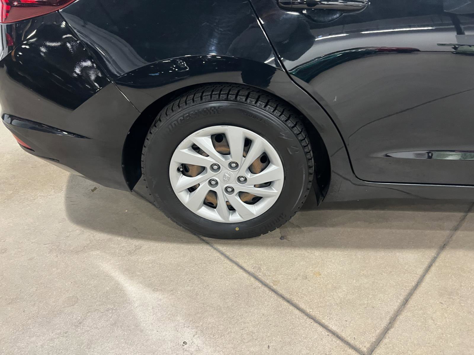 Used 2019 Hyundai Elantra SE w/ Cargo Package FWD image 38