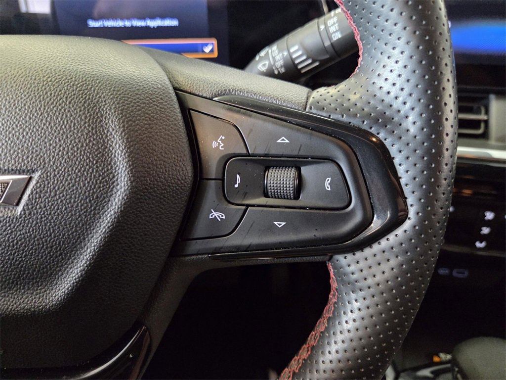 Certified 2024 Chevrolet Trax RS w/ Sunroof Package image 32