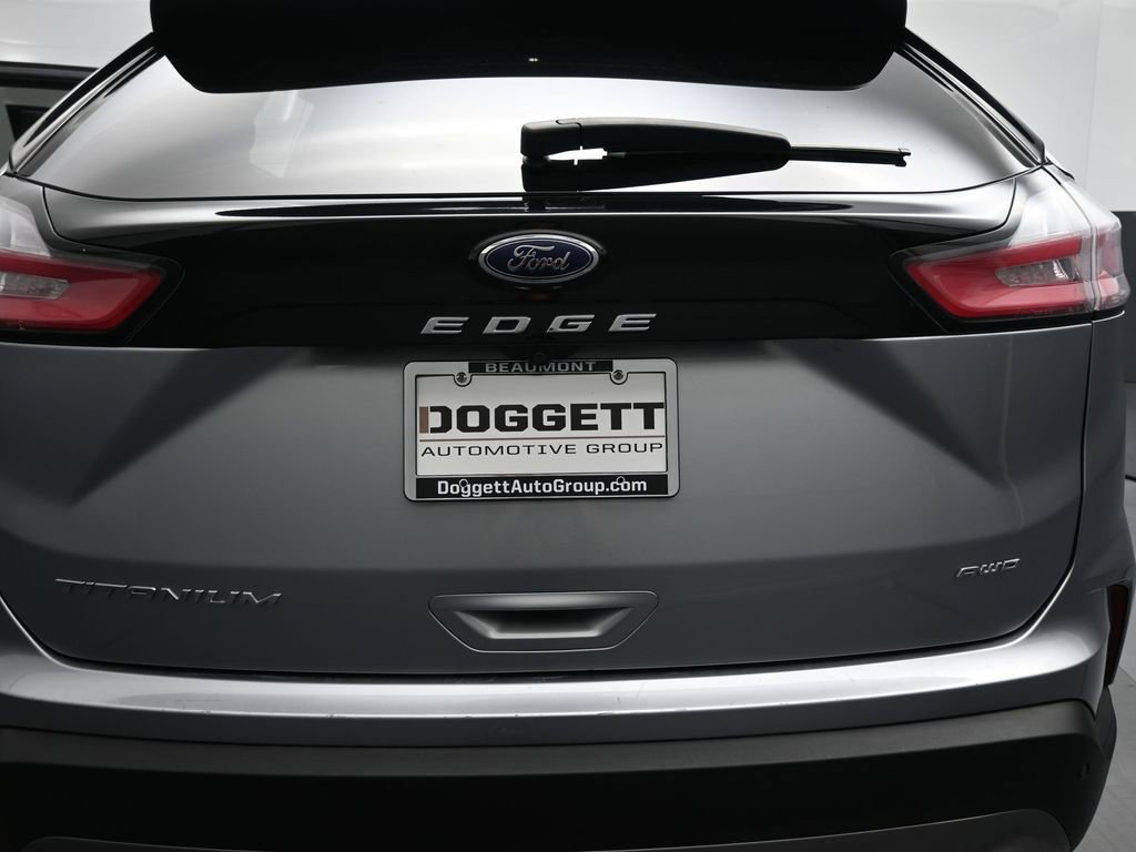 Used 2024 Ford Edge Titanium AWD/4WD image 16