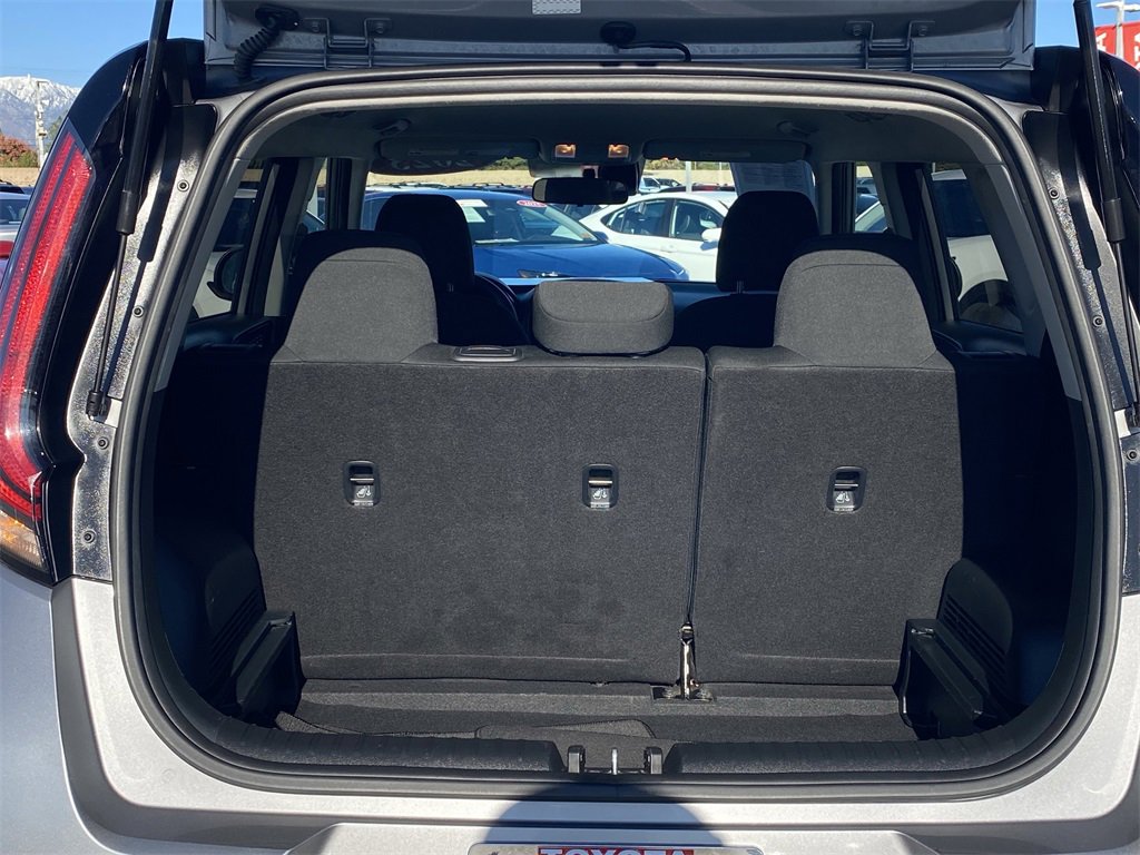 Used 2023 Kia Soul LX w/ Option Group 015 image 17