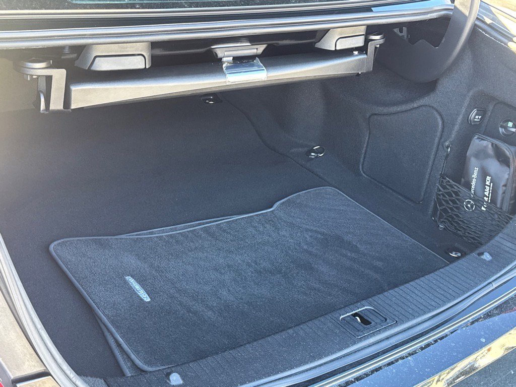 Used 2012 Mercedes-Benz E 350 4MATIC Sedan image 6