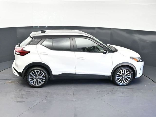 Used 2023 Nissan Kicks SV FWD image 26