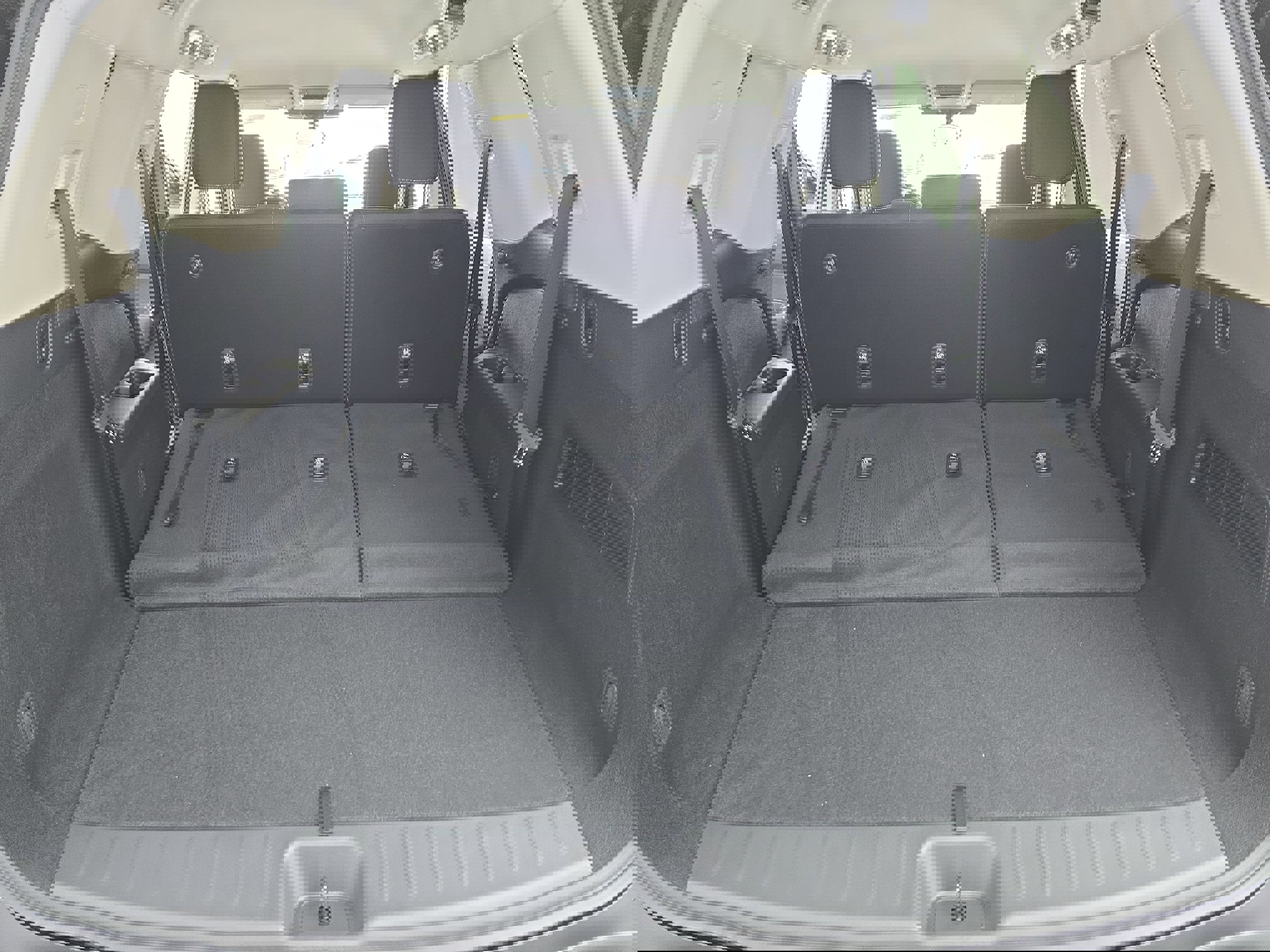 New 2026 Nissan Pathfinder SV image 12