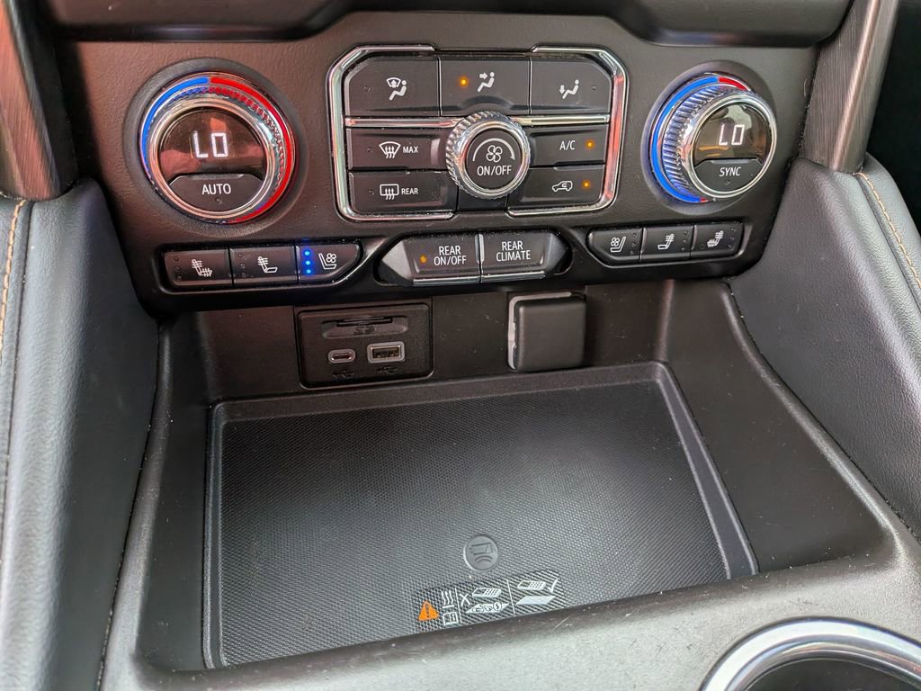 Used 2021 GMC Yukon AT4 w/ AT4 Premium Package image 23