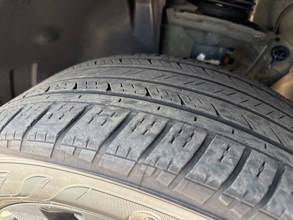 Certified 2023 Volkswagen Taos S image 28