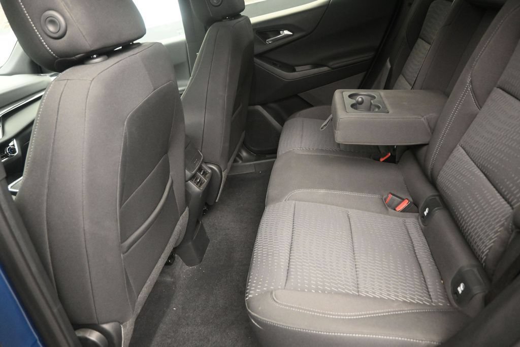 Used 2025 Chevrolet Equinox LT FWD image 14