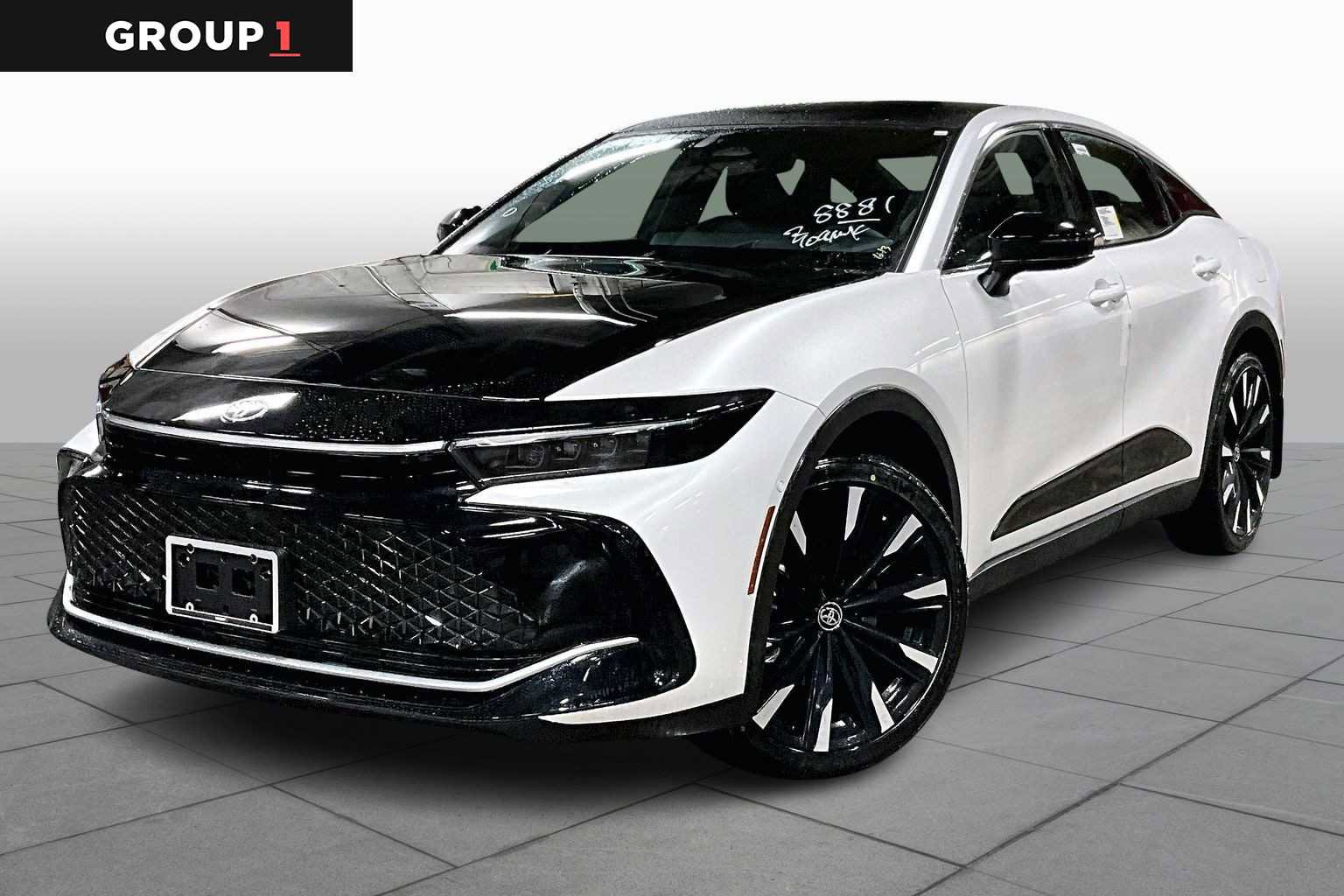 New 2026 Toyota Crown Platinum image 1