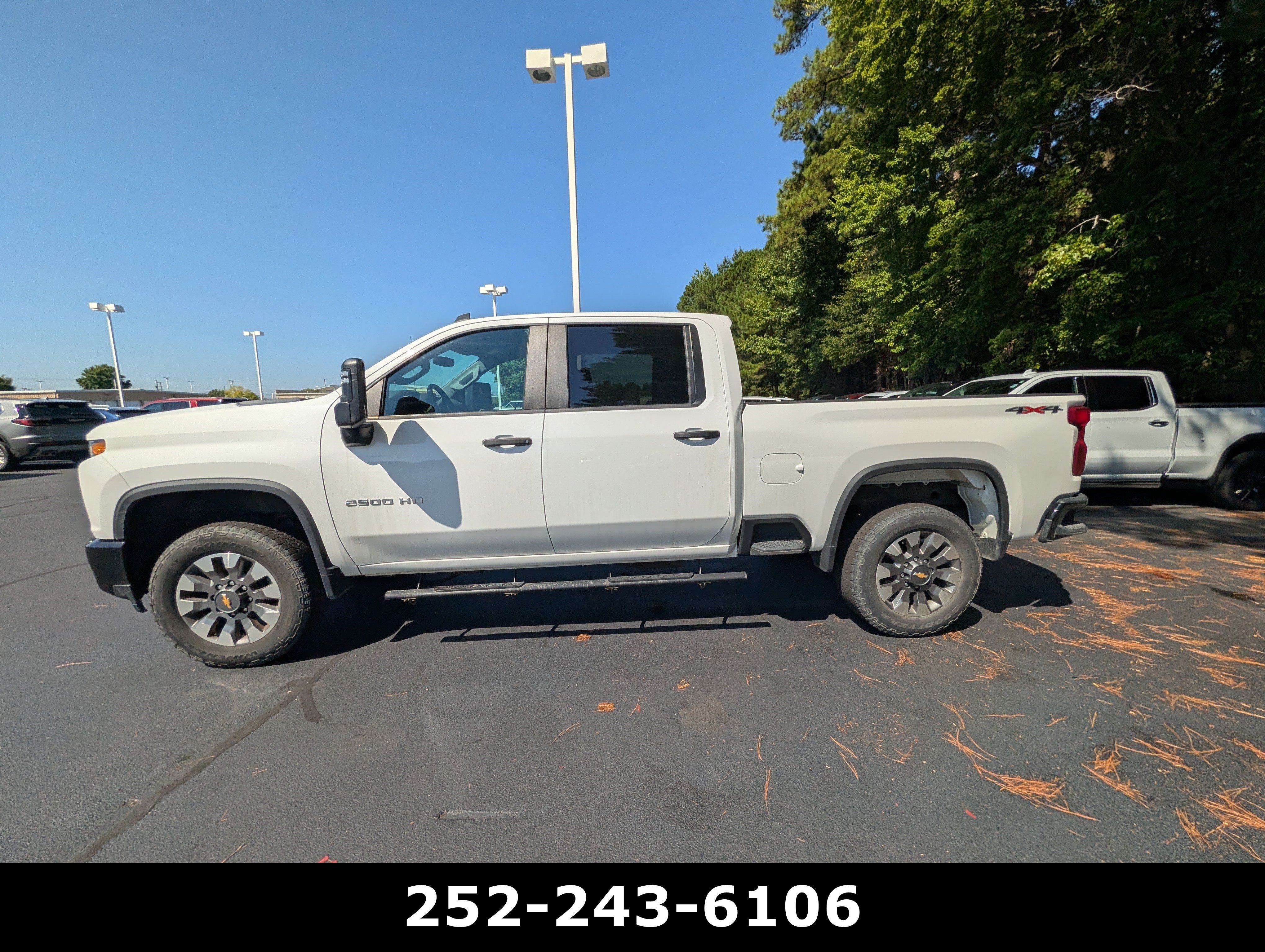 Used 2023 Chevrolet Silverado 2500 Custom w/ Custom Convenience Package AWD/4WD image 11