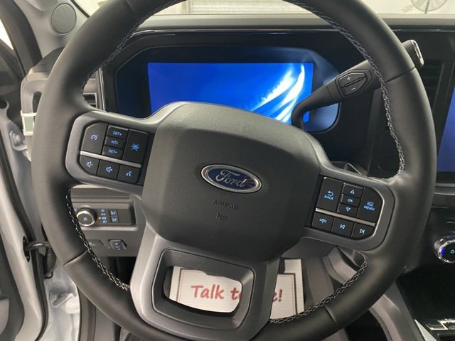 Used 2025 Ford F350 Lariat image 16