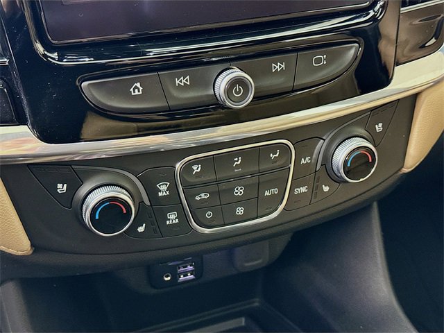 Used 2023 Chevrolet Traverse Premier image 18
