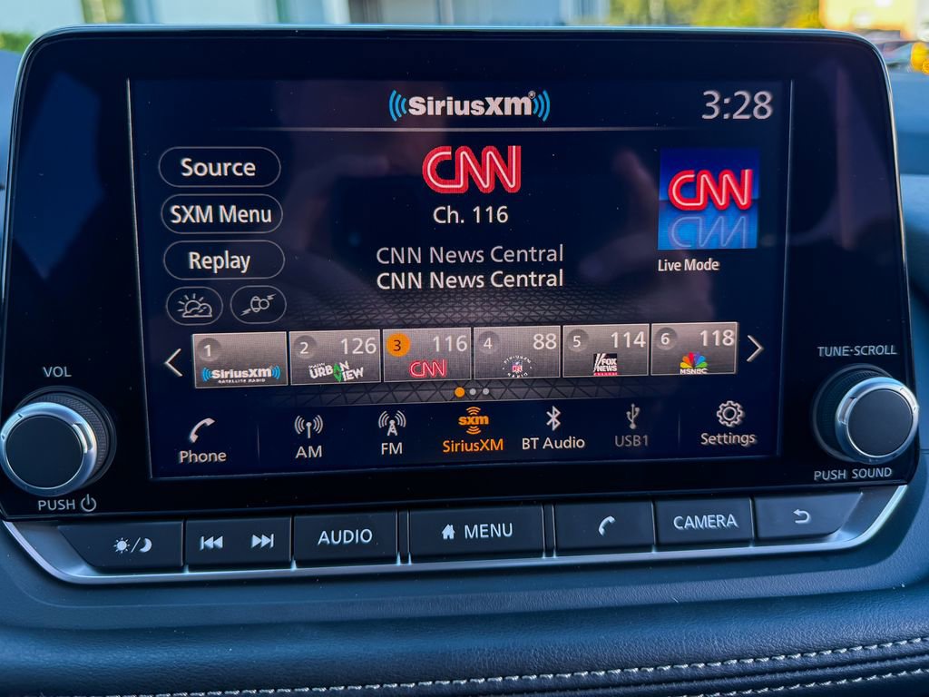 Certified 2025 Nissan Rogue S image 14