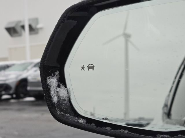 Used 2023 Chevrolet Blazer RS w/ Driver Confidence II Package image 11