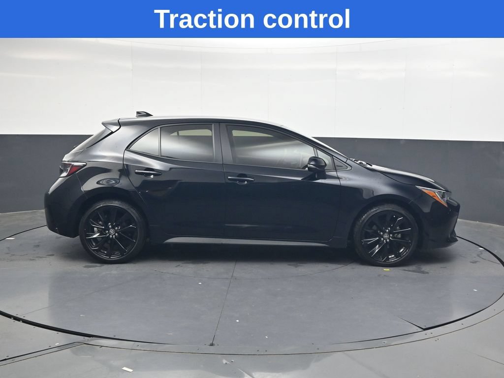 Used 2022 Toyota Corolla SE FWD image 3