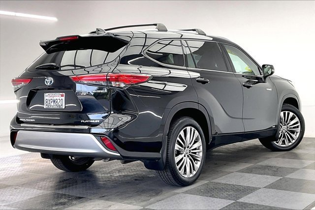 Used 2021 Toyota Highlander Platinum image 13