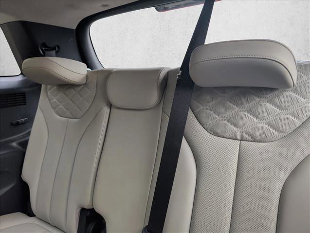 Used 2022 Hyundai Palisade Limited FWD image 14