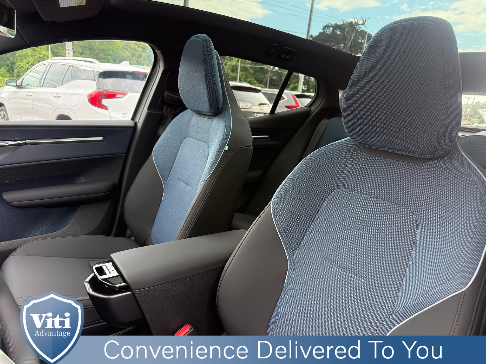 New 2026 Volvo EX30 Ultra w/ Protection Package Premier AWD/4WD image 12