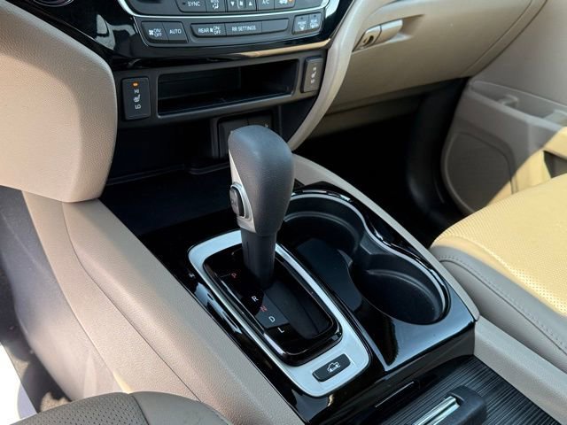 Used 2019 Honda Ridgeline RTL-E image 23