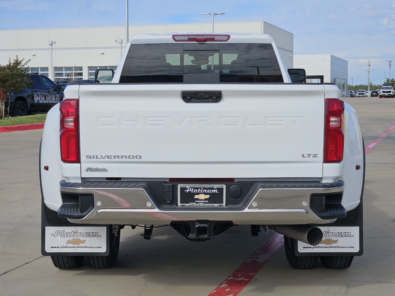 New 2026 Chevrolet Silverado 3500 LTZ w/ LTZ Plus Package AWD/4WD image 8