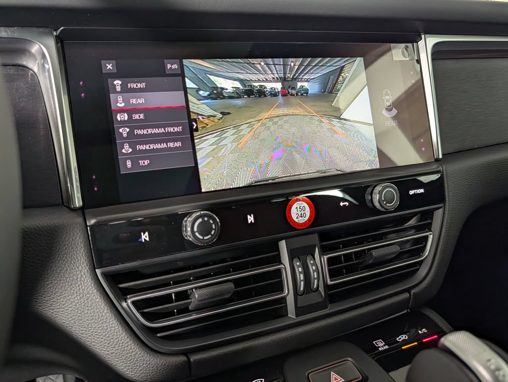 New 2026 Porsche Macan GTS AWD/4WD image 32