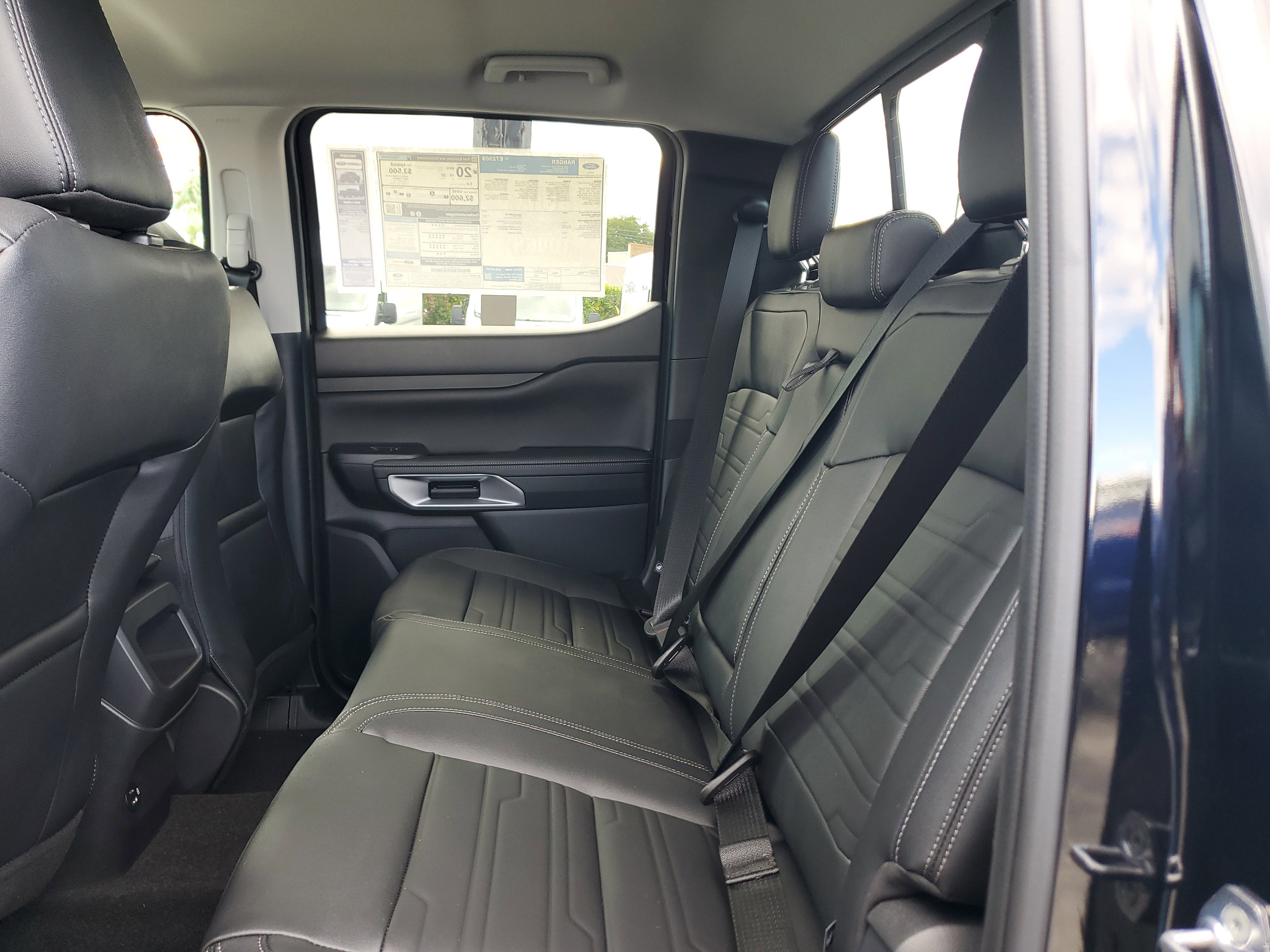 New 2025 Ford Ranger Lariat w/ FX4 Off-Road Package image 11