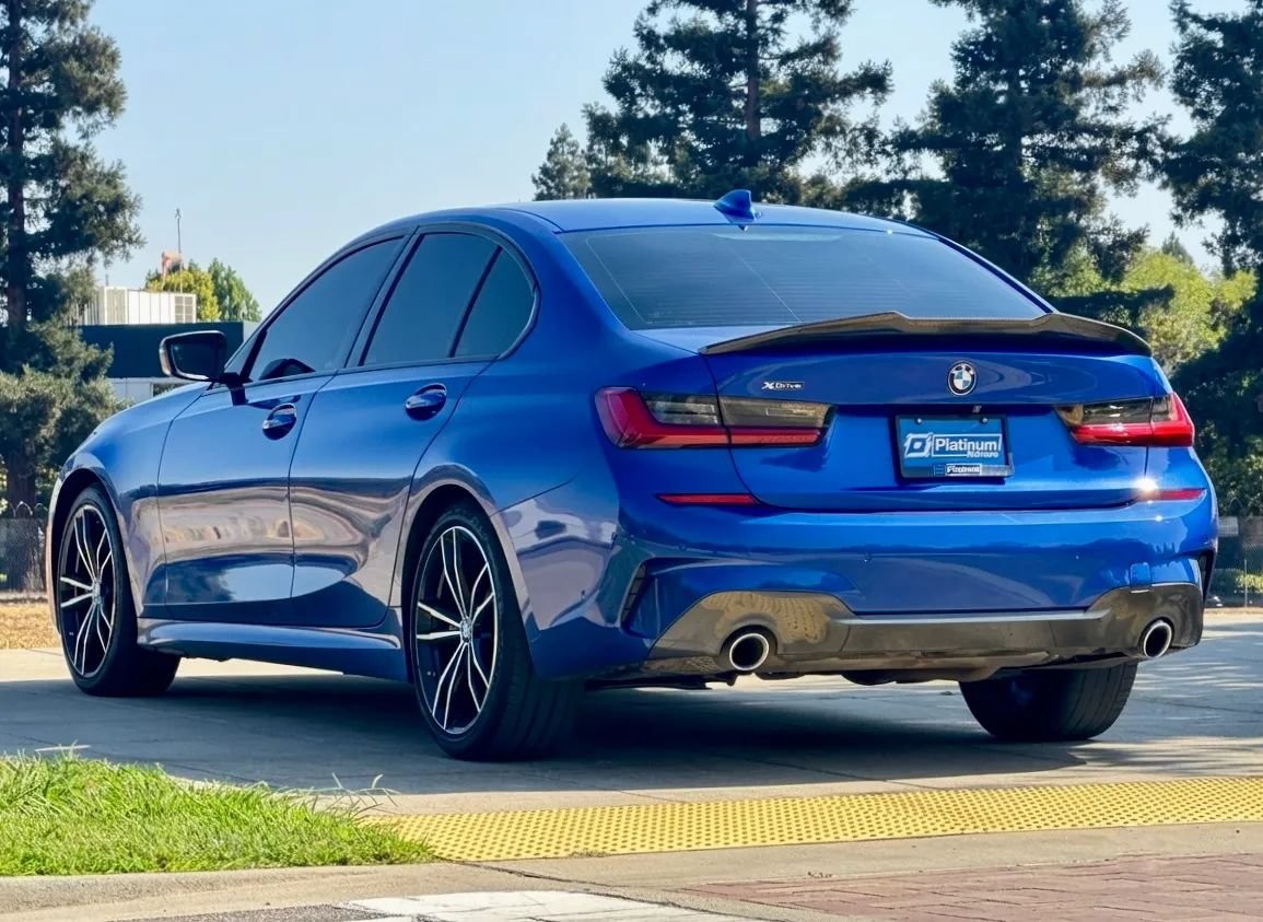 Used 2019 BMW 330i xDrive Sedan AWD/4WD image 4