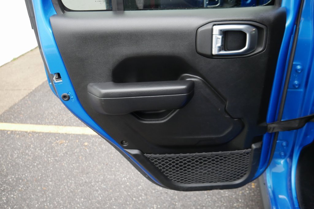 Used 2022 Jeep Wrangler Unlimited Willys image 29