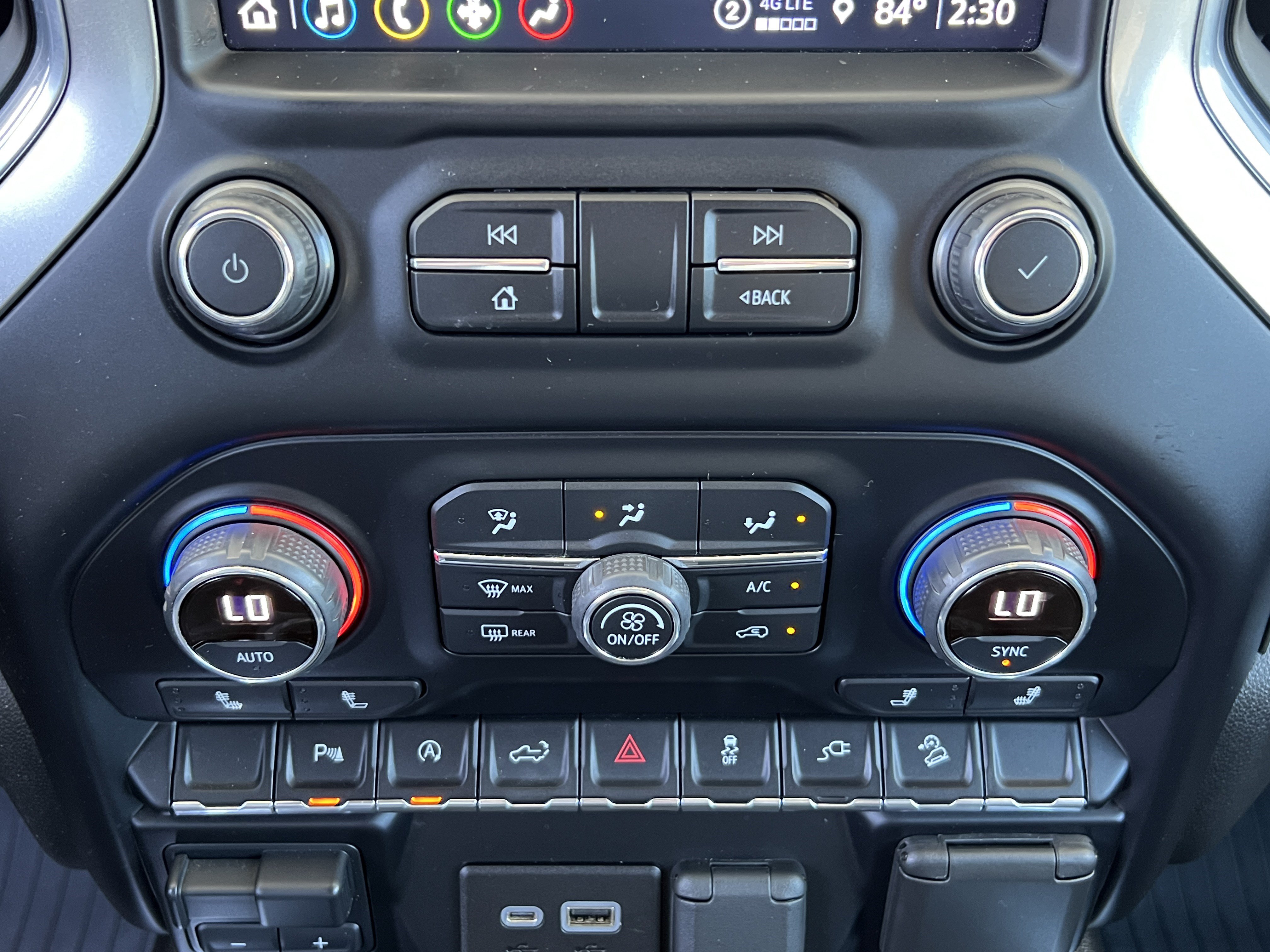Used 2021 Chevrolet Silverado 1500 RST AWD/4WD image 30