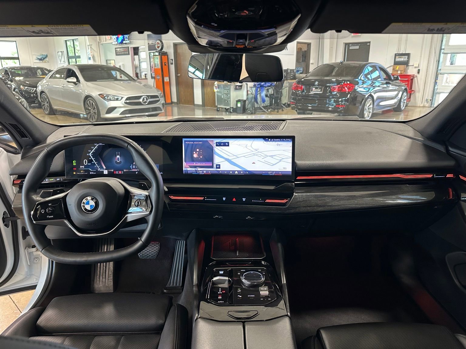 Used 2024 BMW 530i w/ Convenience Package RWD image 16