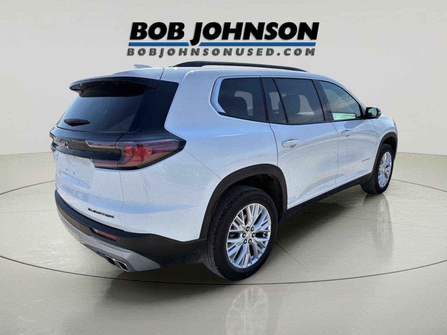 Used 2025 GMC Acadia Elevation w/ Elevation Premium Package AWD/4WD image 7
