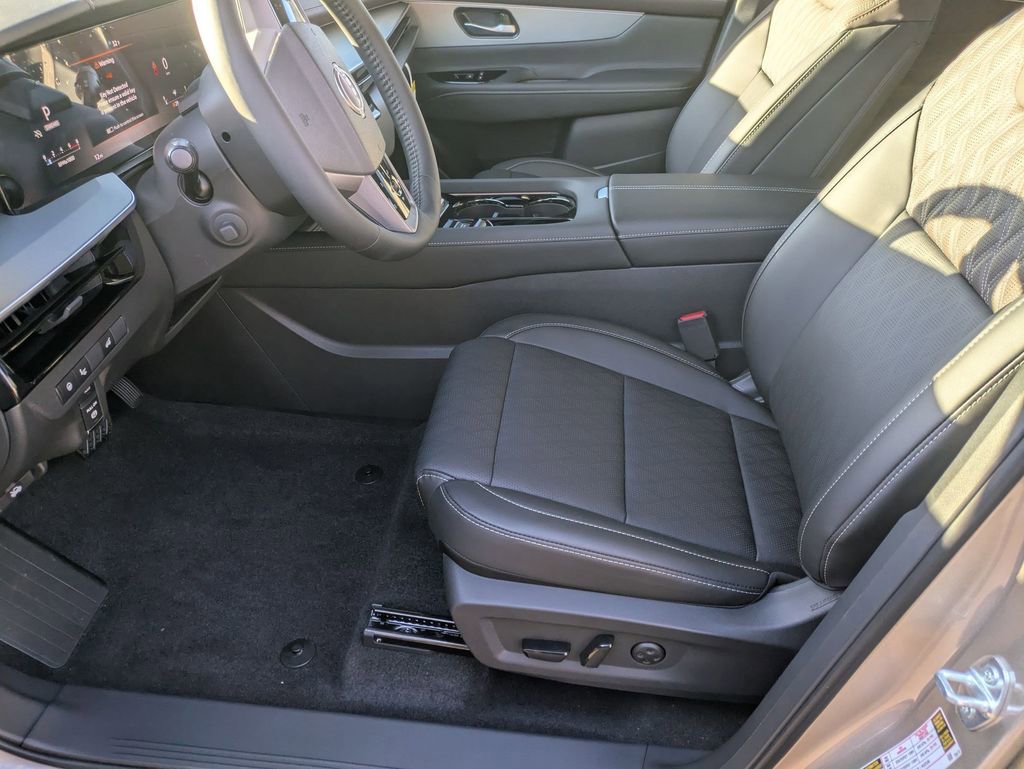 New 2026 Nissan Murano Platinum w/ Technology Package image 16