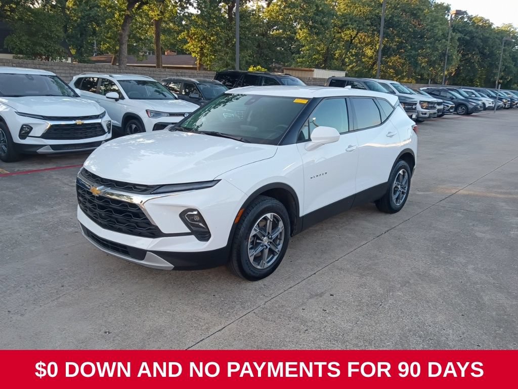 Used 2025 Chevrolet Blazer LT AWD/4WD image 1
