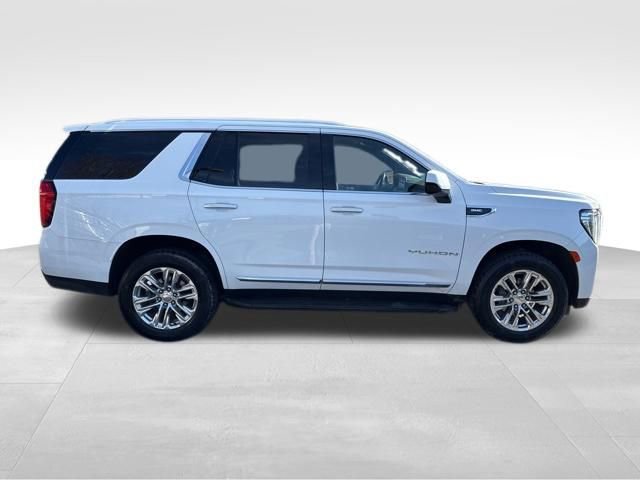 Used 2021 GMC Yukon SLT image 2