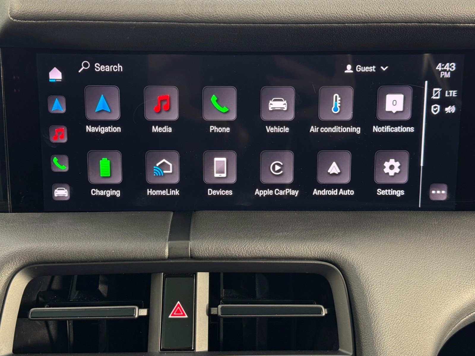 Used 2020 Porsche Taycan 4S w/ Premium Package image 26