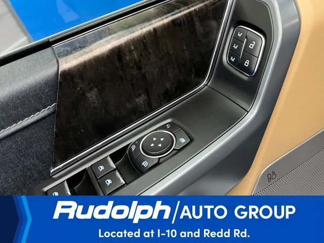 Used 2022 Ford F150 Lariat w/ Equipment Group 502A High image 11