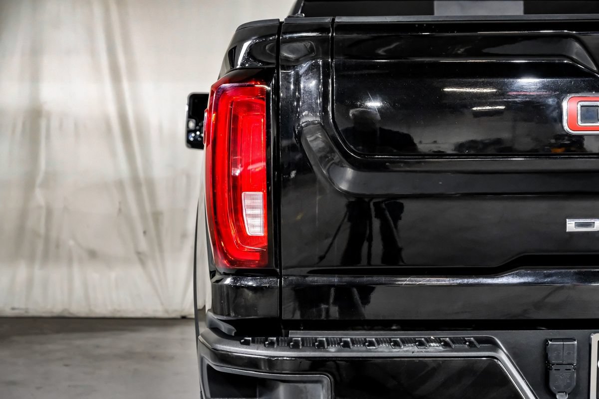 Used 2022 GMC Sierra 2500 Denali w/ Denali Black Diamond Edition AWD/4WD image 42