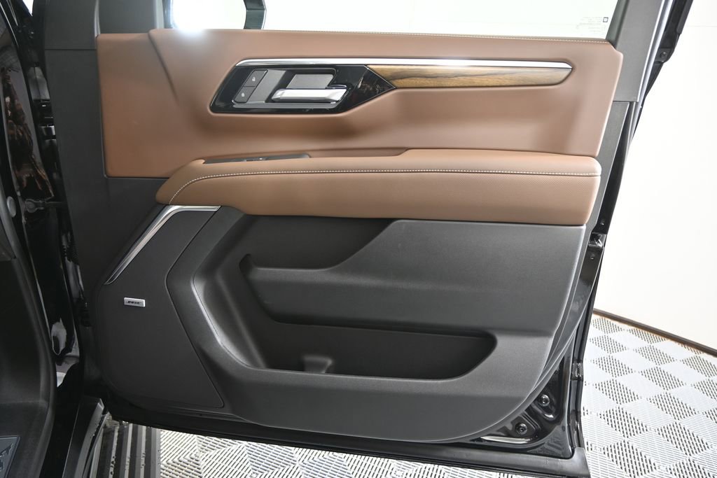 New 2026 Chevrolet Tahoe High Country image 12