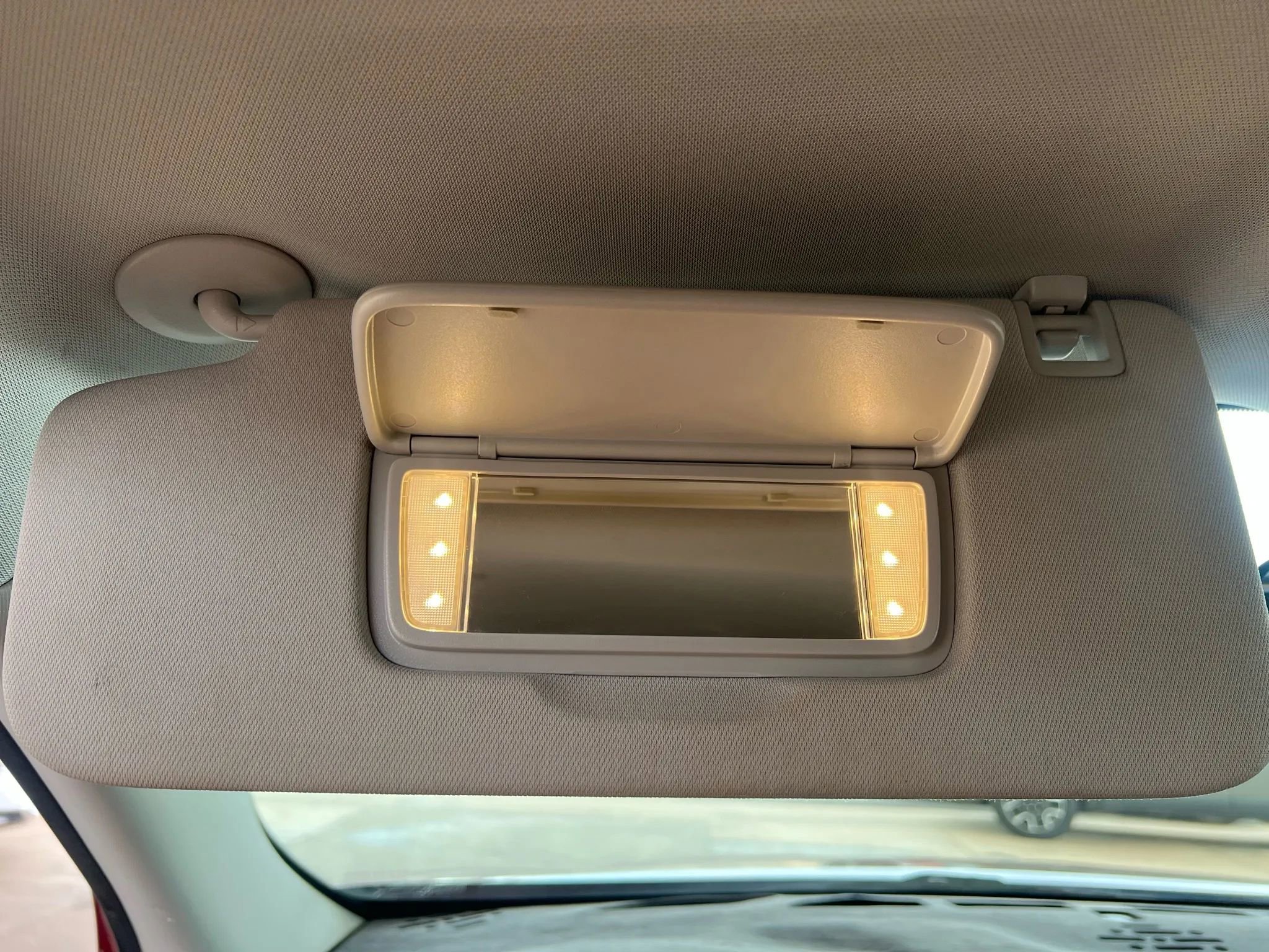 Used 2021 Chevrolet Traverse LT image 29