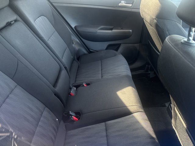 Used 2021 Kia Sportage LX image 8