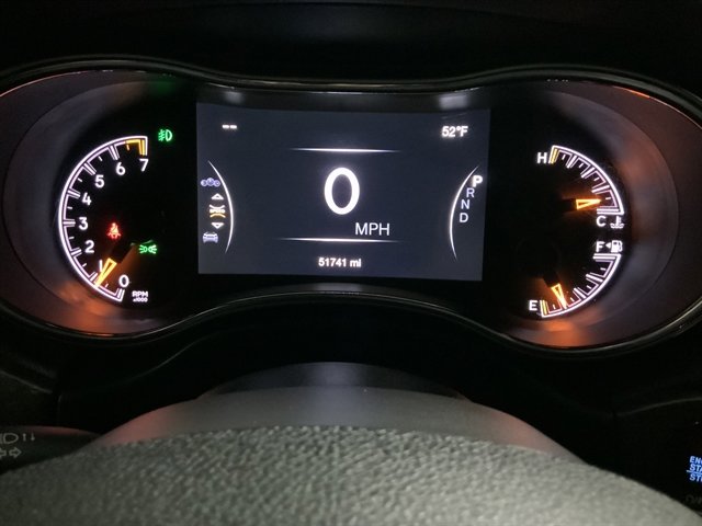 Used 2018 Jeep Grand Cherokee Limited AWD/4WD image 24